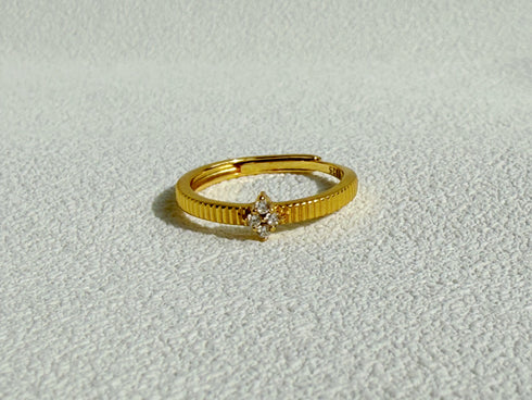 Rhombic Zirconia Ring – Exquisite Modern
